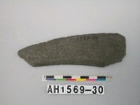 藏品(磨製石鐮)的圖片